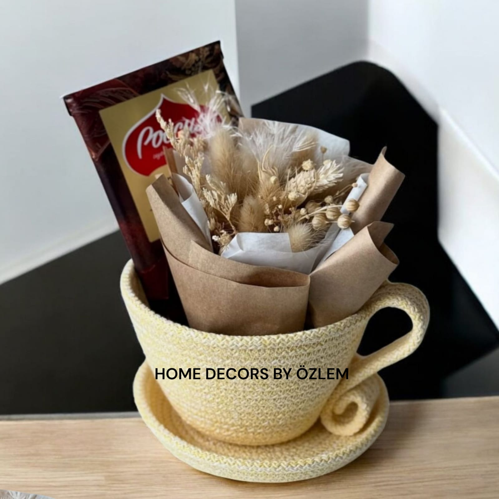 Sarı Fincan Sepet Hasır Sepet Dekoratif Sepet Organizer Saklama Kutusu El Emeği Handmade - 19x12 cm