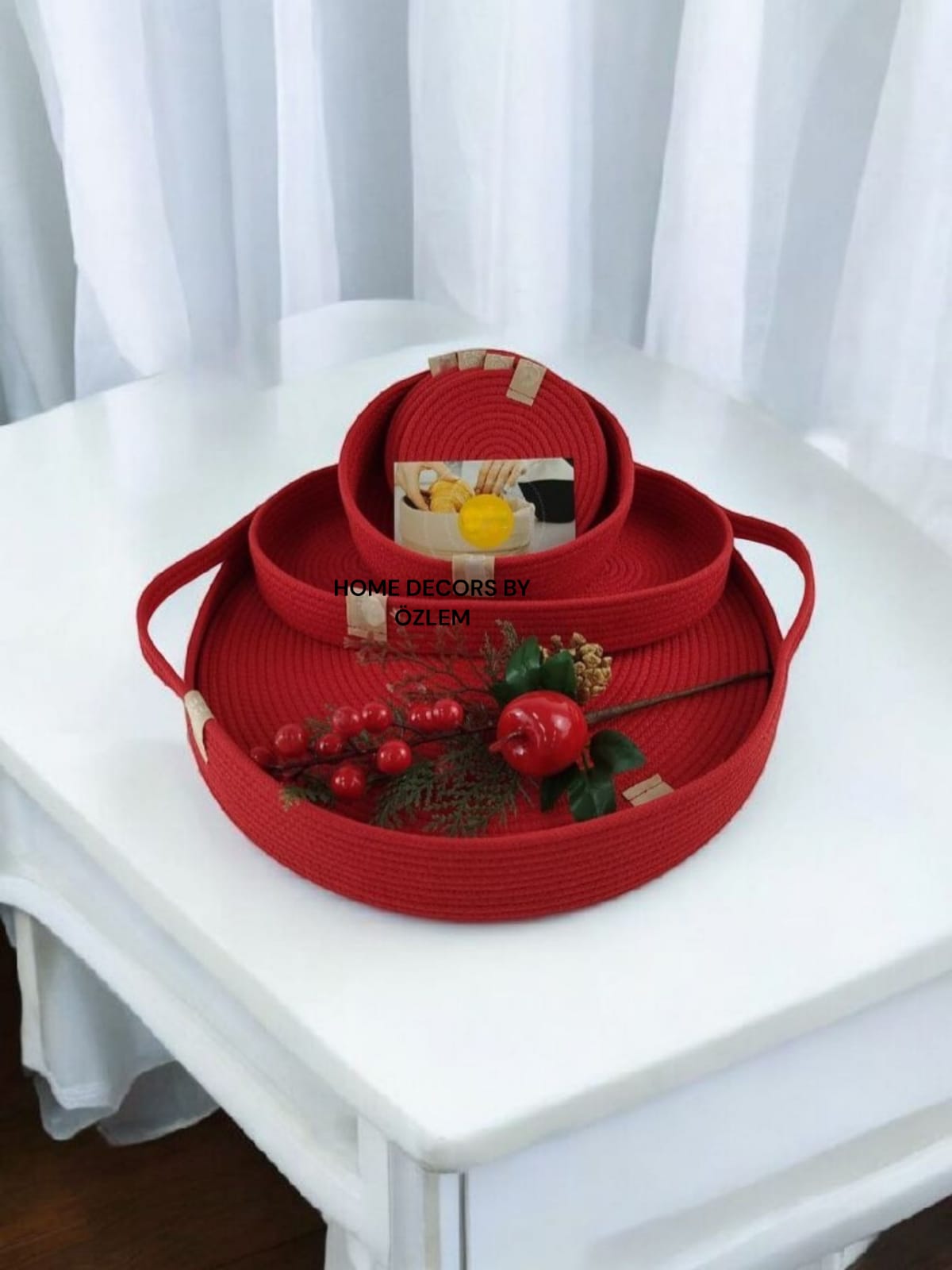 Kırmızı 6 Kişilik 15 Parça Amerikan Servisi Supla Takımı Organizer Servis Saklama kutusu Hasır Sepet - Supla:33x33cm / Bardak Altlığı:12cm / Kulplu Yuvarlak Sepet:33x5cm / Oval Kapaklı Sepet: 30x16x5cm / Yuvarlak Sepet:18x7cm